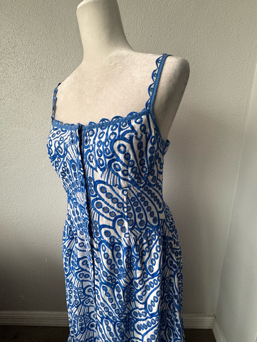 Zimmermann Eyelet Blue White Dress Ruffle Hem Cottagecore SZ 2 or S - Picture 9 of 16